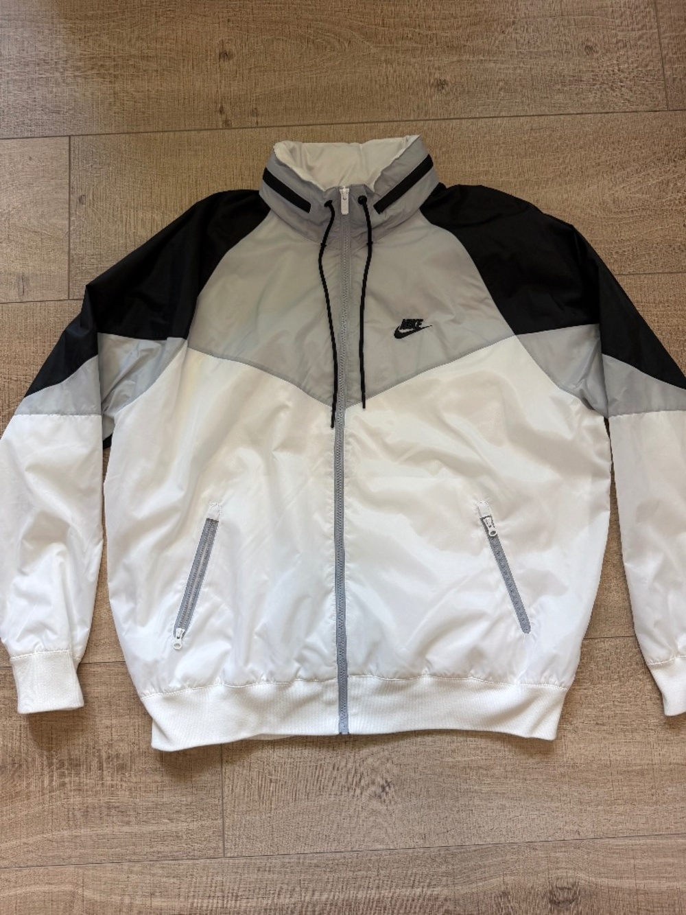 Nike Sportswear Windrunner Jacket White Grey Black Big Swoosh Windbreaker Men L